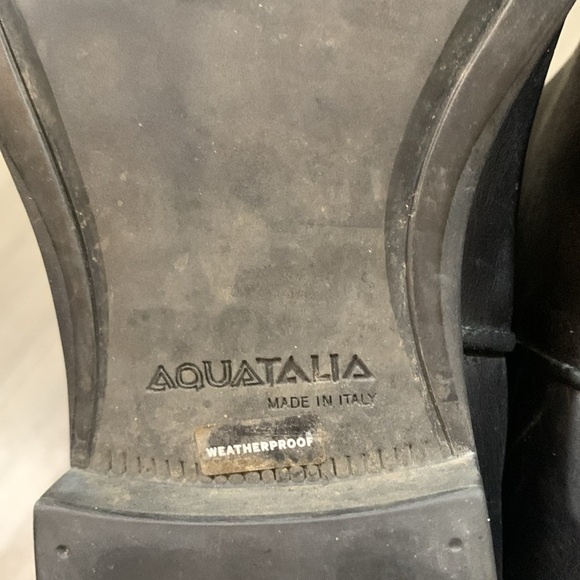 Aquatalia Adrian Black Leather Weatherproof Round Toe Chelsea Ankle Boots size 9 main image 8